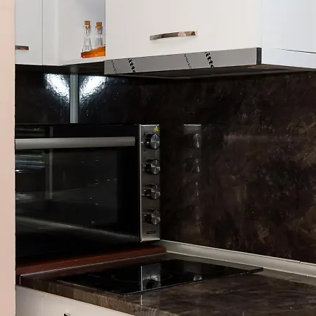 Comfy 1-bedroom In Chayka Neighbourhood By Flat Mаnаger Apartament Warna